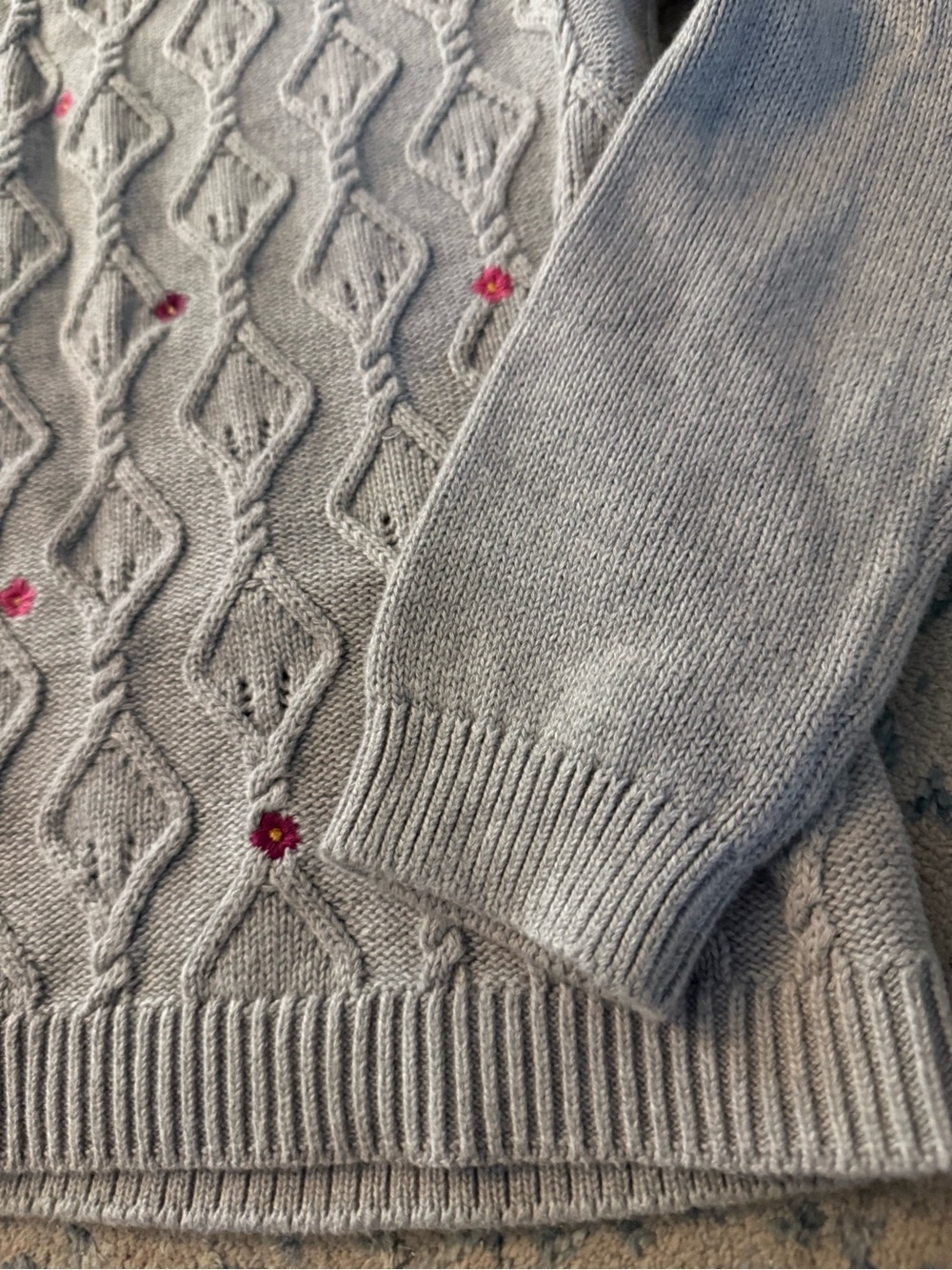 Girls Size 6 Embroidery Sweater grey & pink - Picture 4 of 4